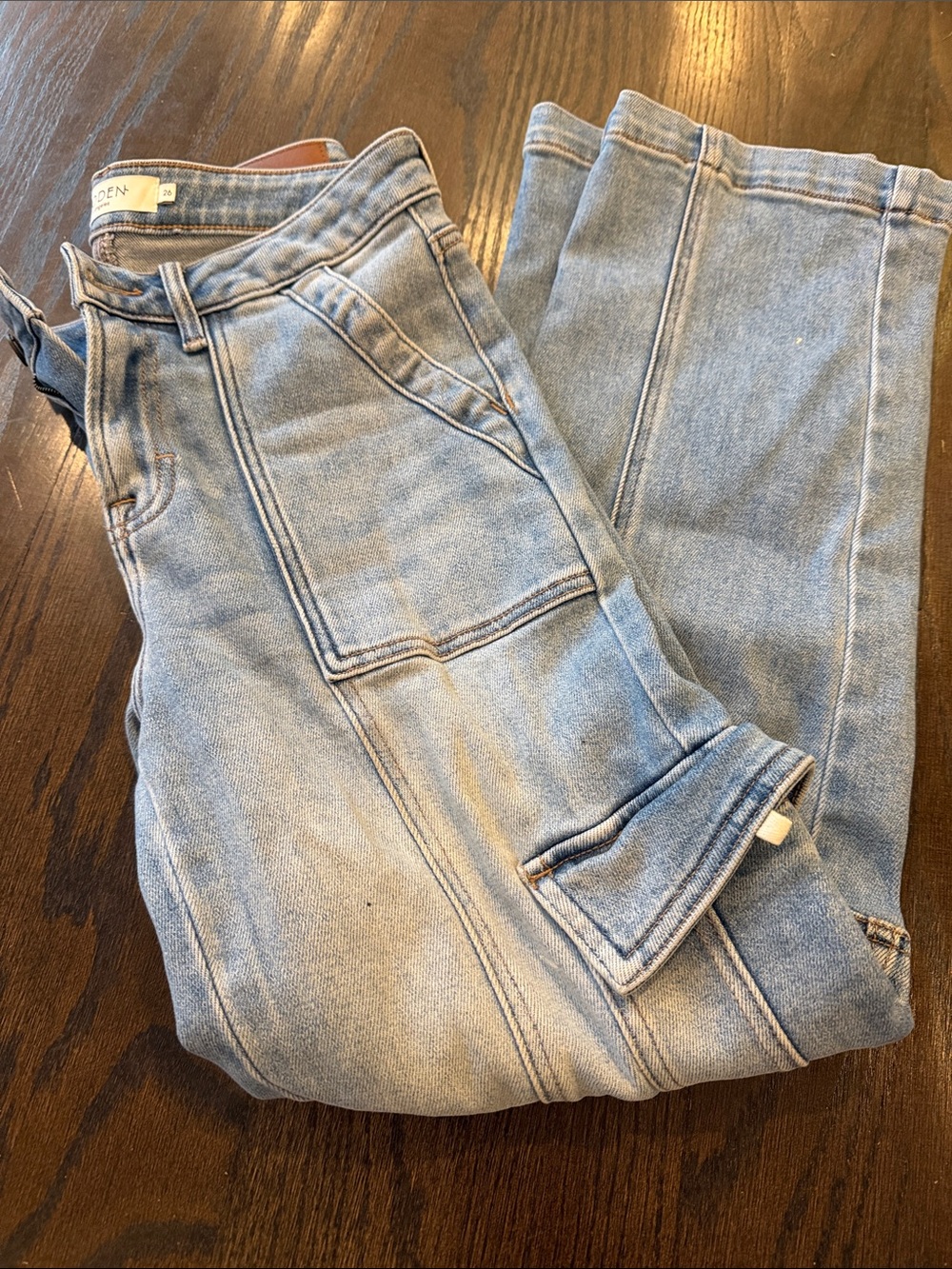Light Wash Hidden Women's Jeans - Casual Straight Leg